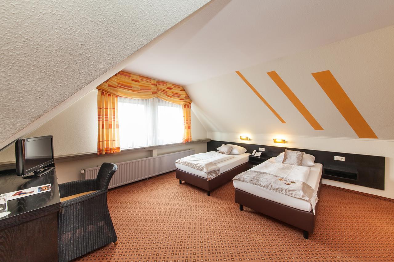 Hotel Strohgaeu Korntal-Münchingen Kültér fotó