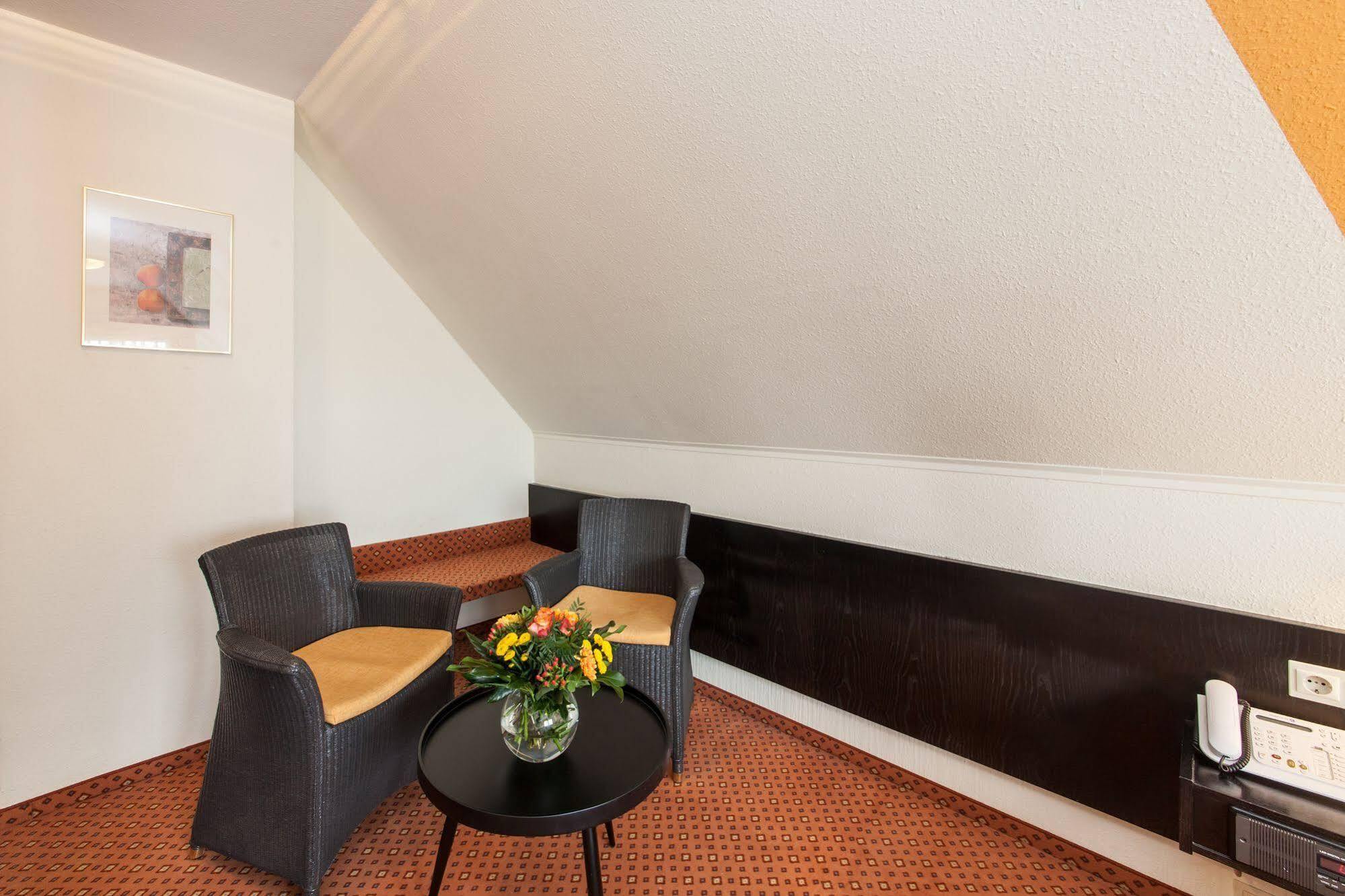 Hotel Strohgaeu Korntal-Münchingen Kültér fotó