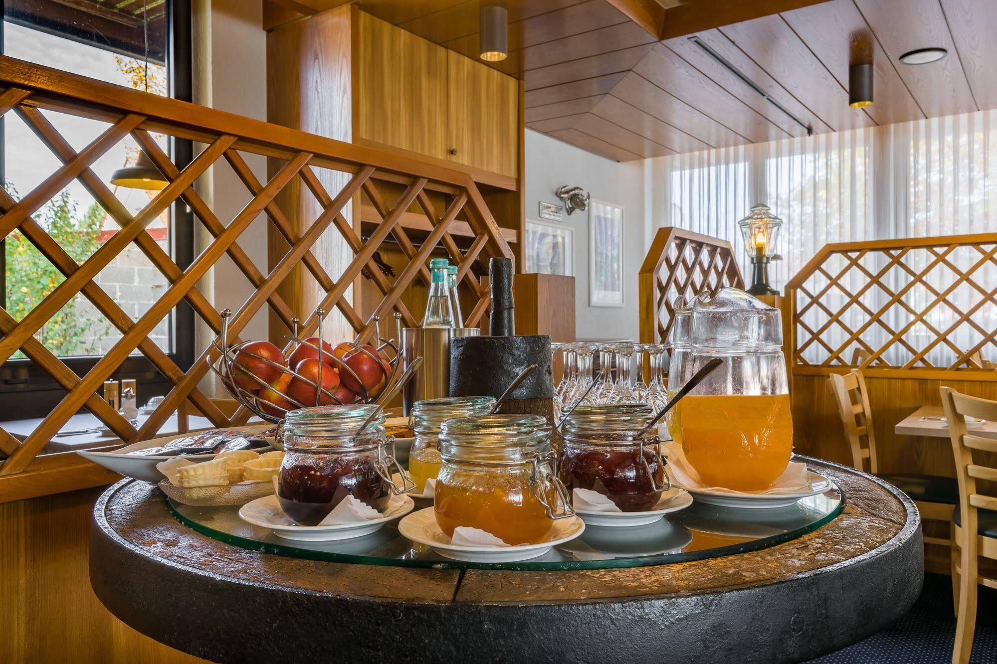 Hotel Strohgaeu Korntal-Münchingen Kültér fotó